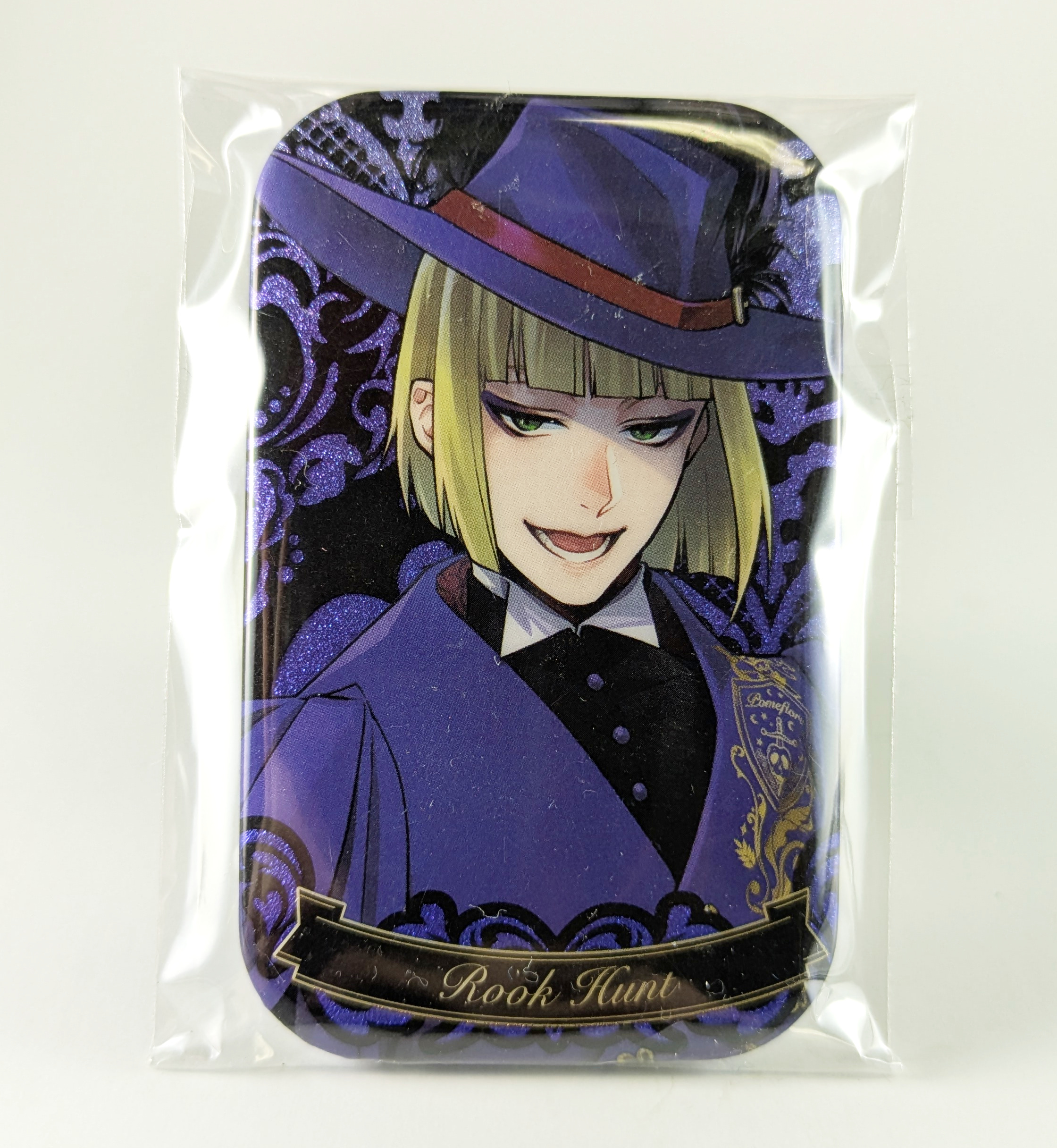 Rook Hunt Button Twisted Wonderland