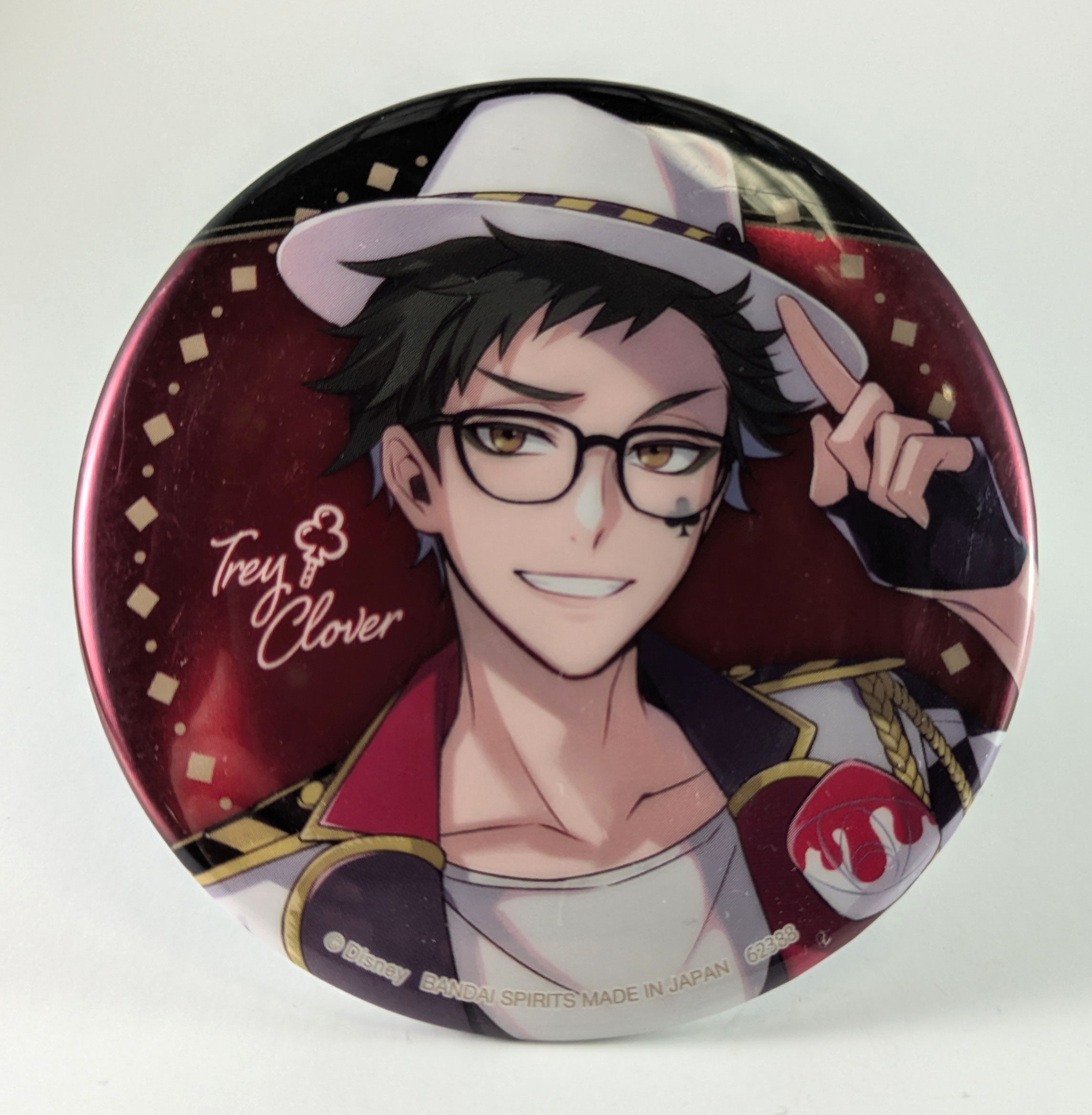 Trey Clover Button Twisted Wonderland